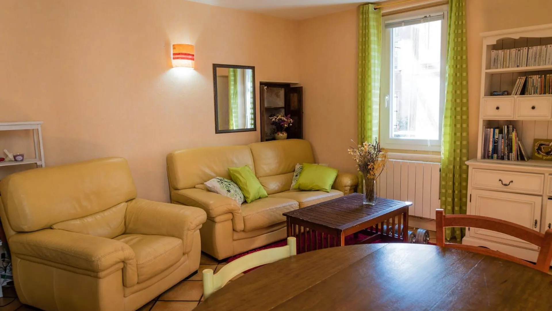 Holiday home Maison Agreable En Centre Historique Saint-Cere