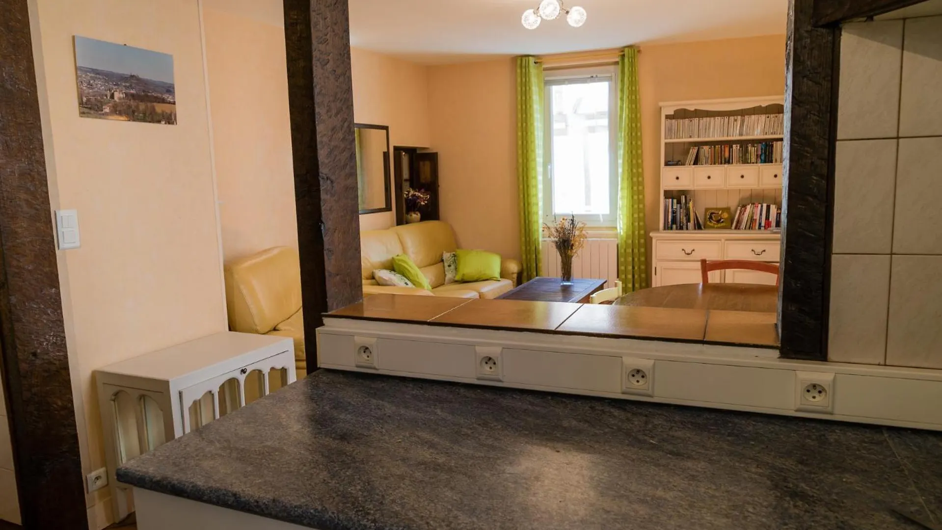 Maison Agreable En Centre Historique Saint-Cere 0*,  France